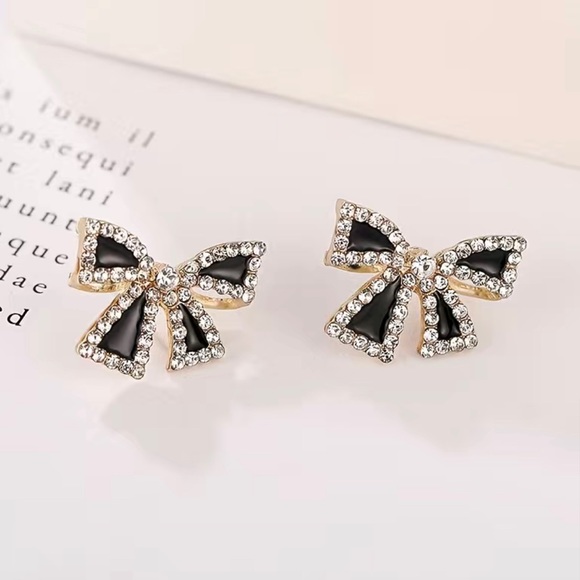 Black Rhinestone Bowknot Stud Earrings